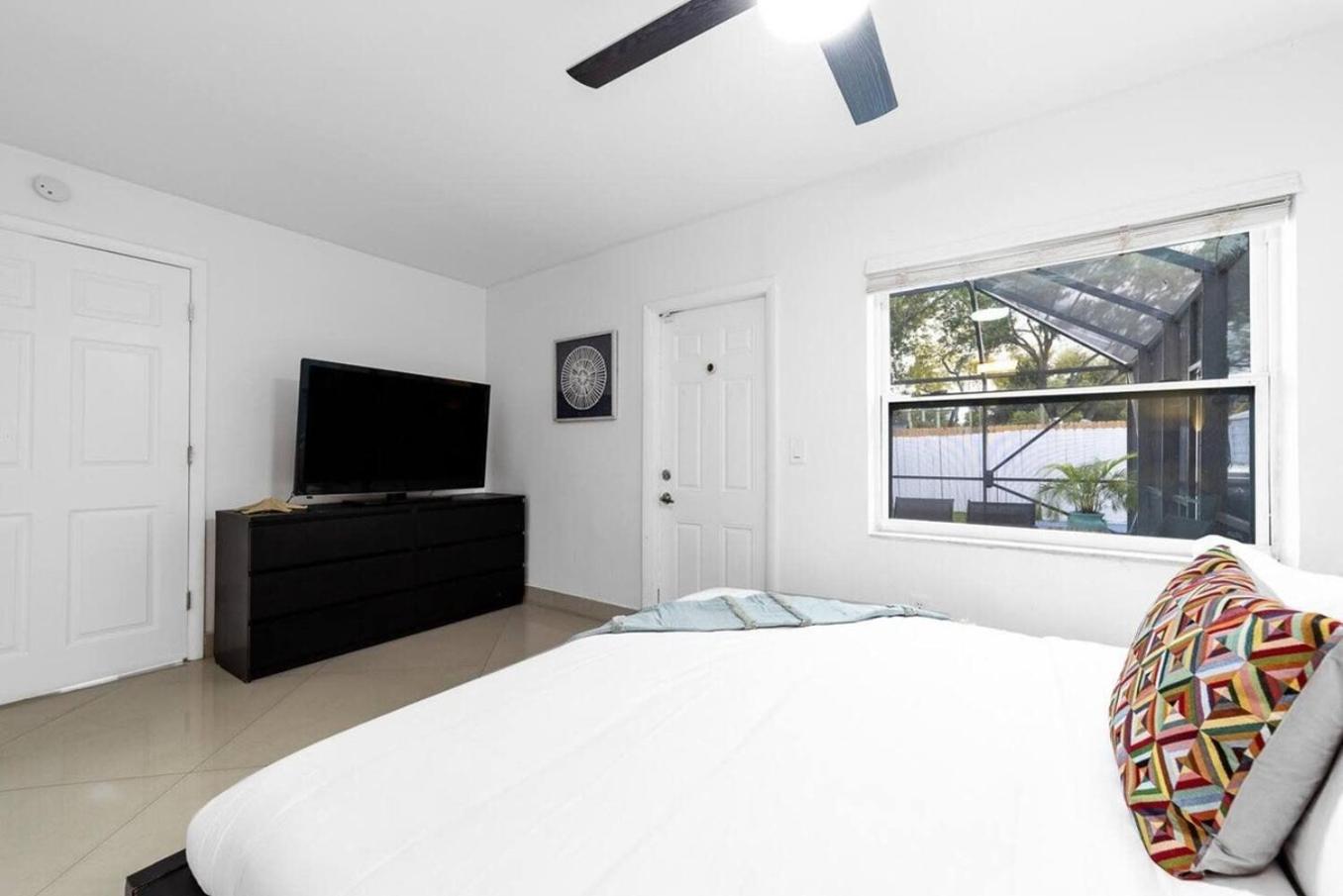 Private Heated Pool Villa In Ftl Near Beach Fort Lauderdale Exteriör bild